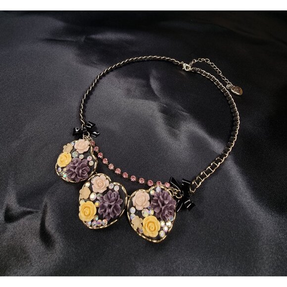 Vintage Betsey Johnson Floral Heart Statement Necklace With Rhinestones - Picture 1 of 5